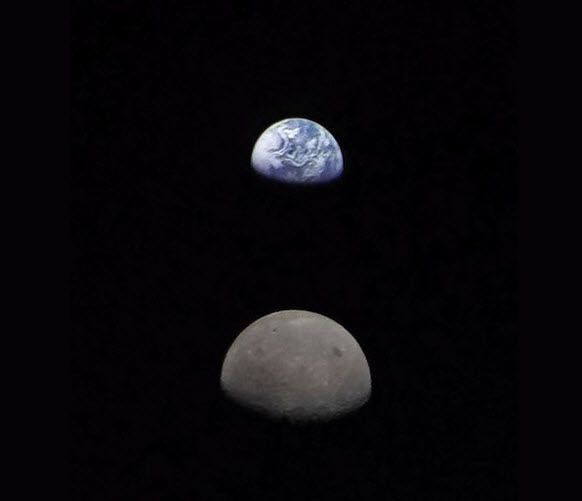 File:Earth and Moon, photos from Orion spaceship, NASA, Nov 28 2022.jpg
