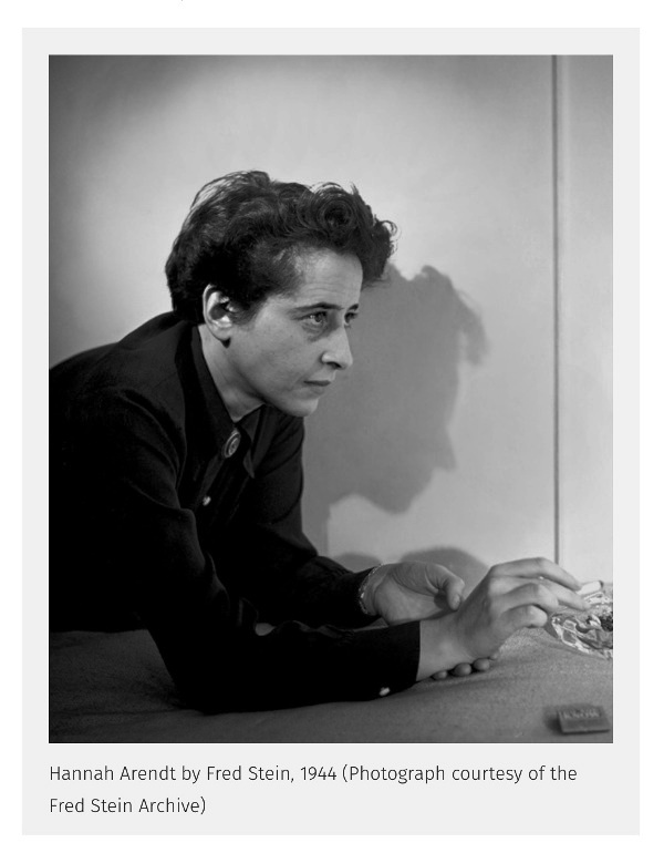 Hannah Arendt 1944.jpg