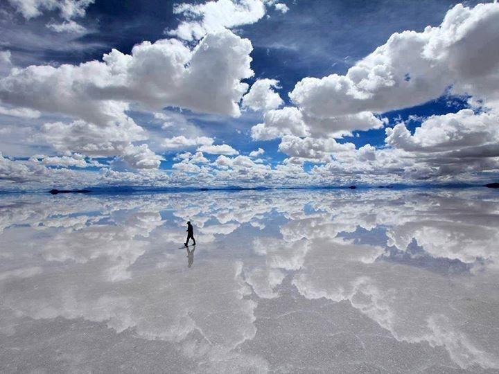 File:Life a reflecting lake in the clouds.jpg