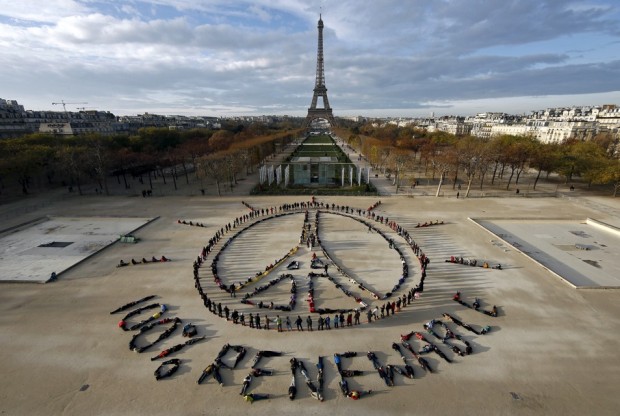 File:Paris toward 100 percent renewable energy.jpg
