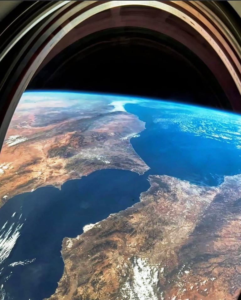 Strait of Gibraltar - NASA-ISS.png