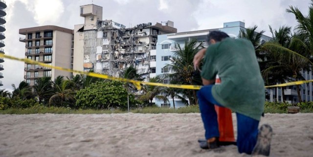 Surfside, Florida condominium collapse.jpg