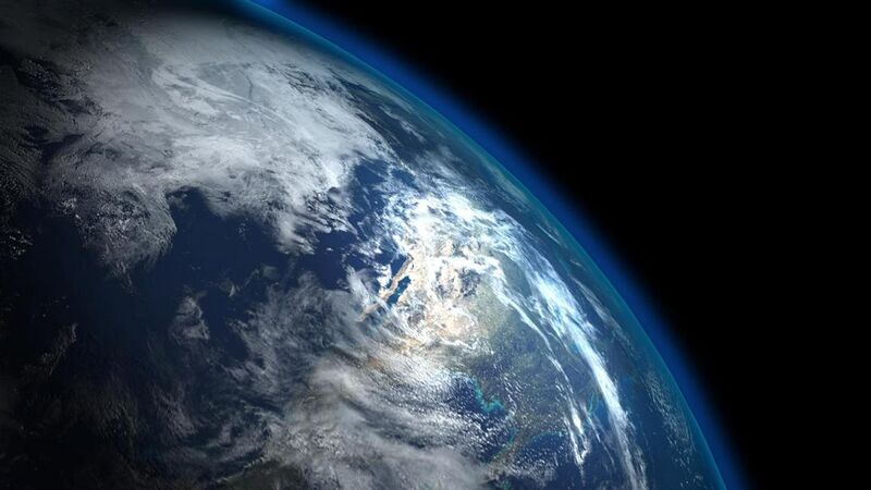 File:'Thin Blue Layer' of Earth's Atmosphere xl.jpg