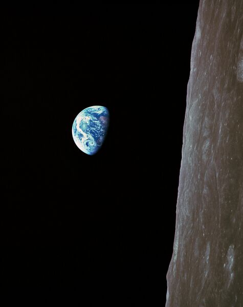 File:Earthrise EL-2001-00365h NASA Apollo 8 1968.jpg